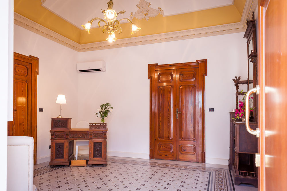 Palazzo Montalbano Panzió Scicli Kültér fotó