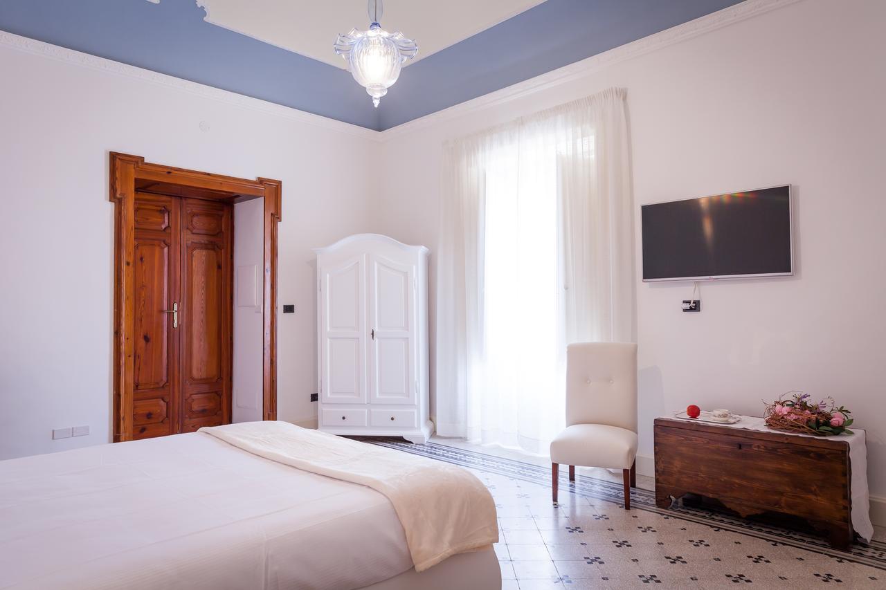 Palazzo Montalbano Panzió Scicli Kültér fotó